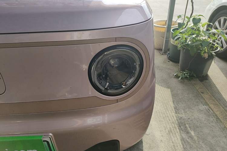 Used Geely Galaxy Panda 2024 Panda Mini 200km Longteng PRO Edition Left Front Headlight