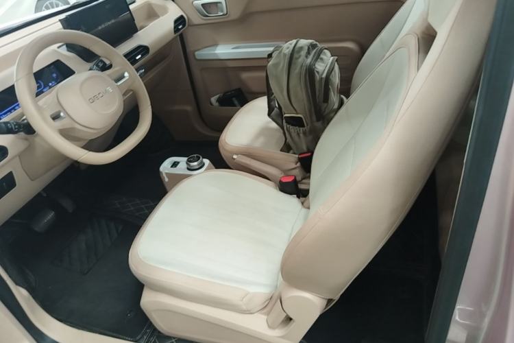 Used Geely Galaxy Panda 2024 Panda Mini 200km Endurance Bear Left Front Seat