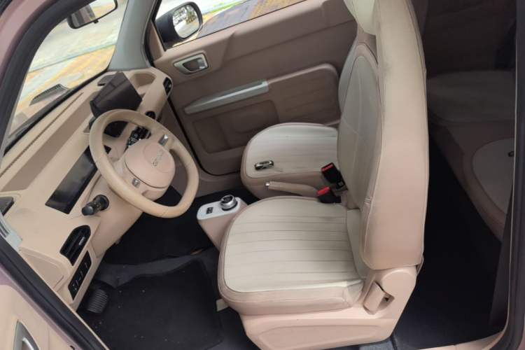 Used Geely Galaxy Panda 2024 200km Panda Kart Left Front Seat