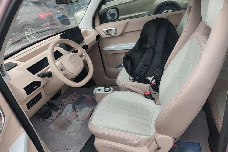 Used Geely Galaxy Panda 2024 Panda Mini 200km Endurance Bear Left Front Seat