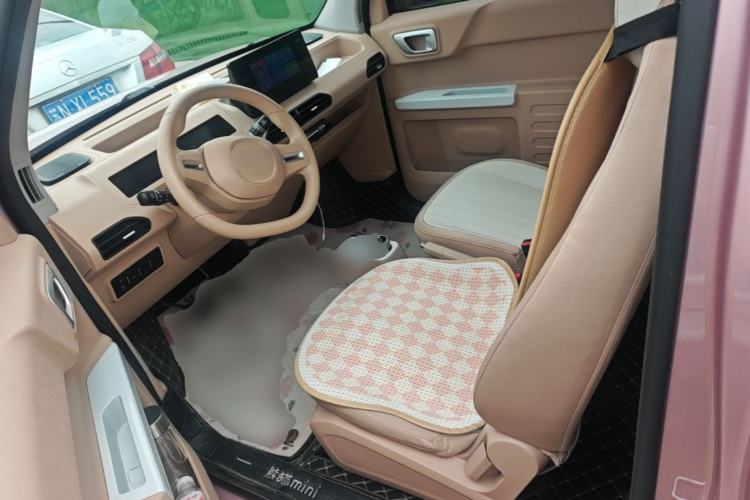 Used Geely Galaxy Panda 2024 Panda Mini 200km Endurance Bear Left Front Seat