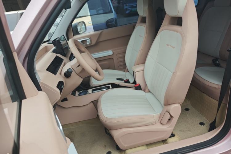 Used Geely Galaxy Panda 2024 Panda Mini 200km Endurance Bear Left Front Seat