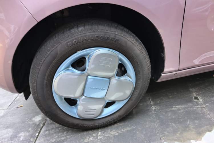 Used Geely Galaxy Panda 2024 Panda Mini 200km Endurance Bear Left Front Wheel Hub