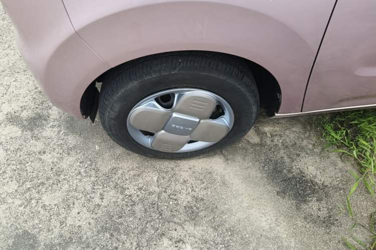 Used Geely Galaxy Panda 2024 Panda Mini 200km Endurance Bear Left Front Wheel Hub