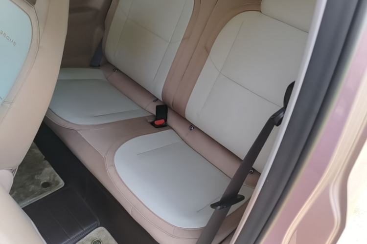 Used Geely Galaxy Panda 2024 Panda Mini 200km Endurance Bear Left Rear Seat
