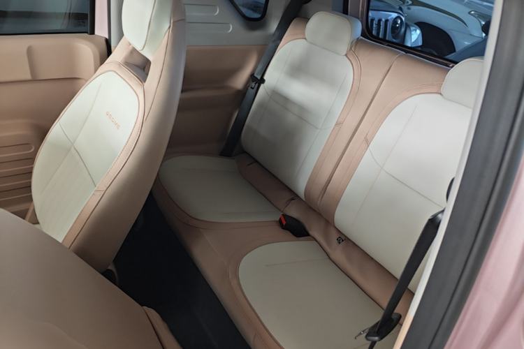 Used Geely Galaxy Panda 2024 Panda Mini 200km Longteng PRO Edition Left Rear Seat