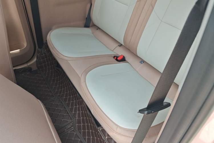 Used Geely Galaxy Panda 2024 Panda Mini 200km Longteng PRO Edition Left Rear Seat