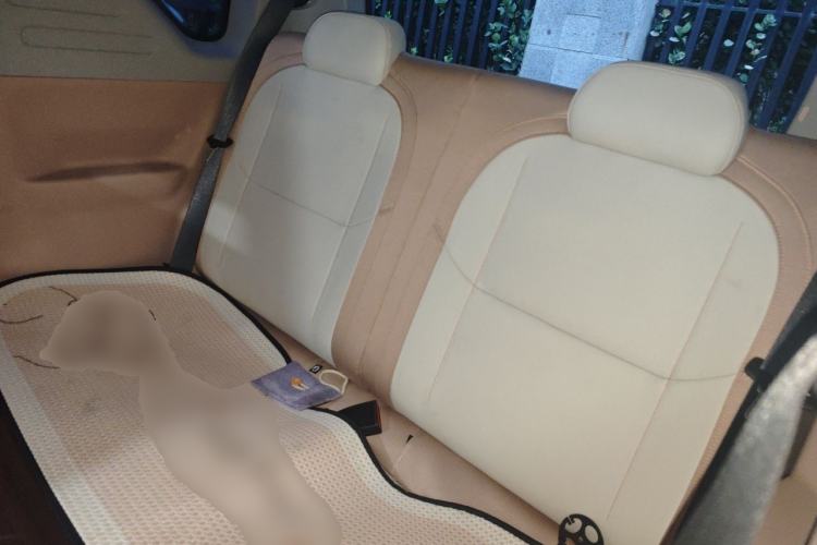 Used Geely Galaxy Panda 2024 Panda Mini 200km Endurance Bear Left Rear Seat