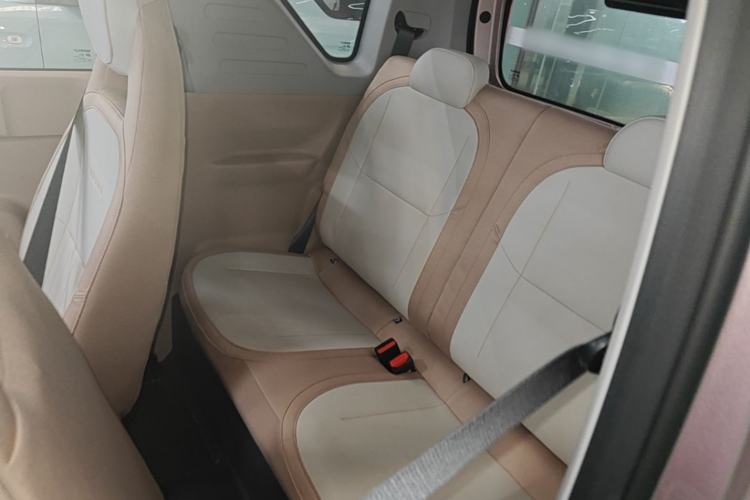 Used Geely Galaxy Panda 2024 Panda Mini 200km Longteng PRO Edition Left Rear Seat