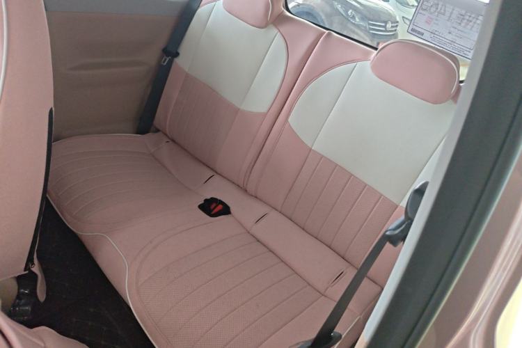 Used Geely Galaxy Panda 2024 Panda Mini 200km Endurance Bear Left Rear Seat