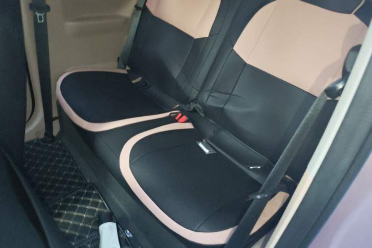 Used Geely Galaxy Panda 2024 Panda Mini 200km Longteng PRO Edition Left Rear Seat