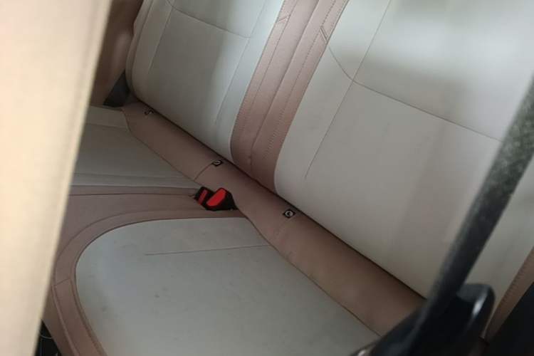 Used Geely Galaxy Panda 2024 Panda Mini 200km Endurance Bear Left Rear Seat