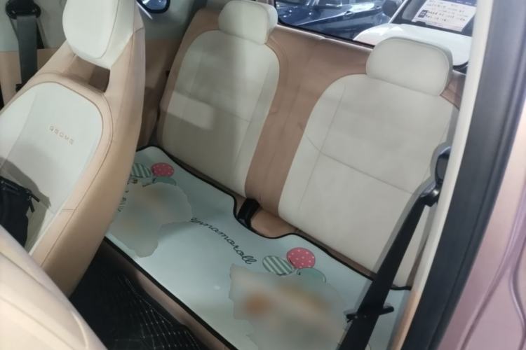 Used Geely Galaxy Panda 2024 Panda Mini 200km Endurance Bear Left Rear Seat