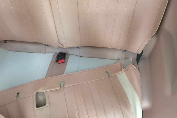 Used Geely Galaxy Panda 2024 Panda Mini 200km Longteng PRO Edition Left Rear Seat
