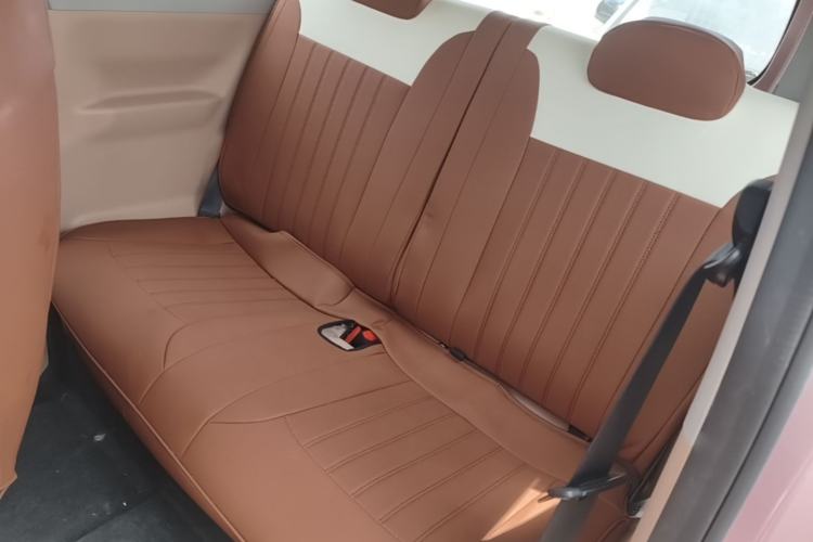 Used Geely Galaxy Panda 2024 Panda Mini 200km Longteng PRO Edition Left Rear Seat