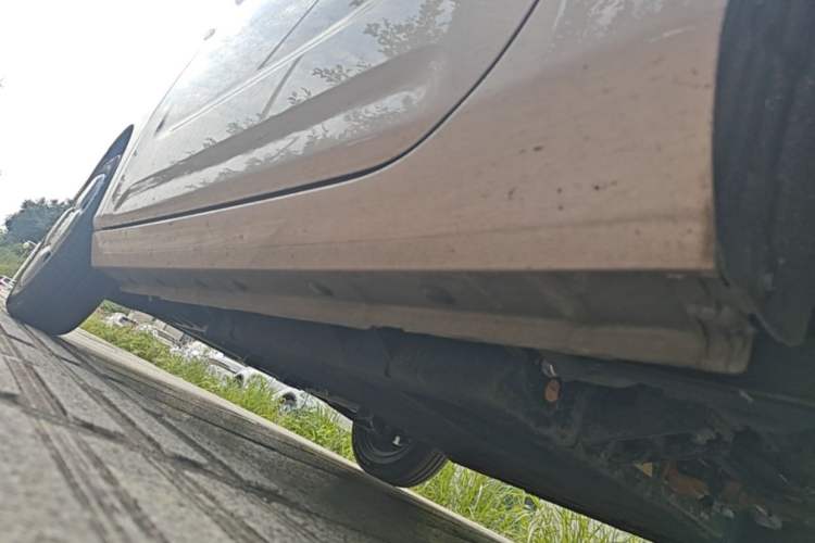 Used Geely Galaxy Panda 2024 Panda Mini 200km Endurance Bear Left Side Sill