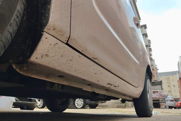 Used Geely Galaxy Panda 2024 Panda Mini 200km Endurance Bear Left Side Sill