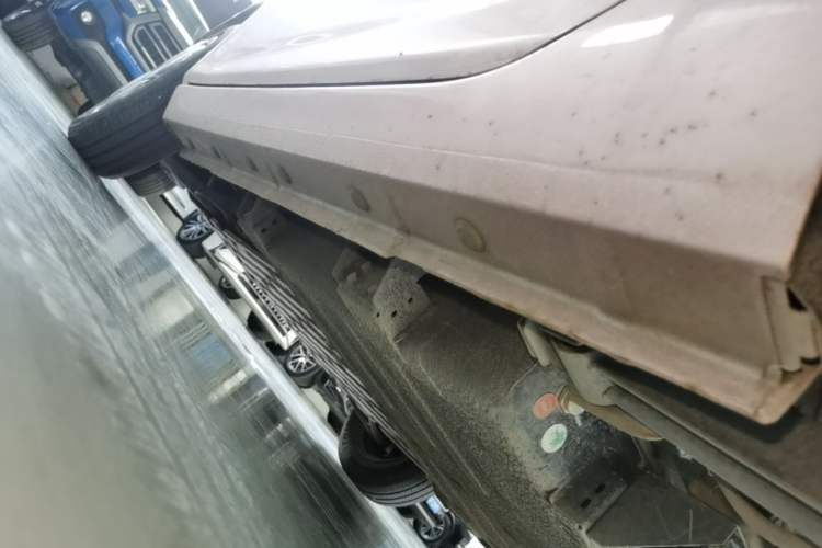 Used Geely Galaxy Panda 2024 Panda Mini 200km Endurance Bear Left Side Sill