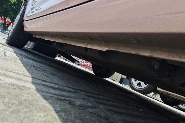 Used Geely Galaxy Panda 2024 Panda Mini 200km Longteng PRO Edition Left Side Sill