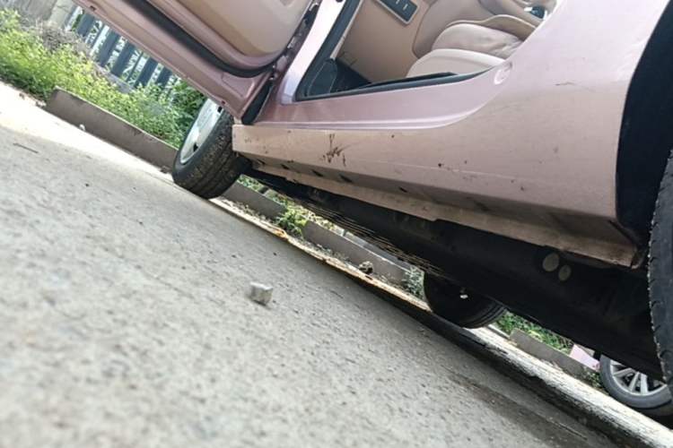Used Geely Galaxy Panda 2024 Panda Mini 200km Endurance Bear Left Side Sill