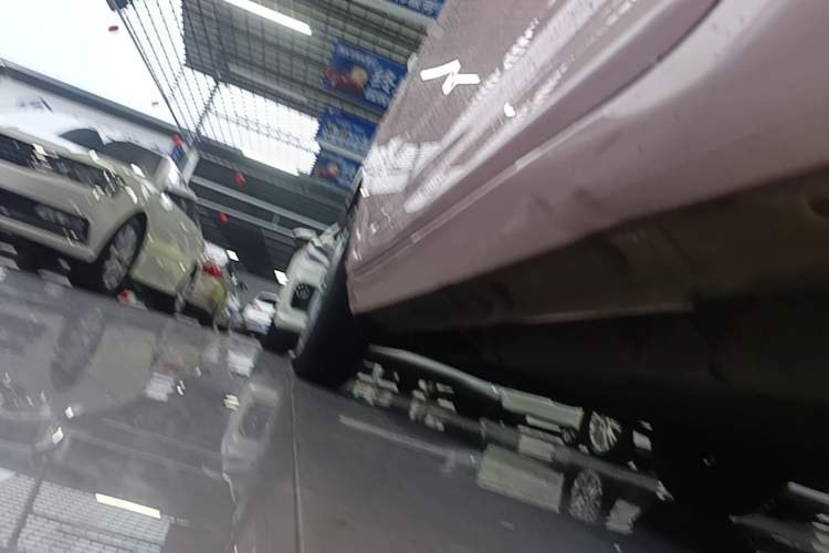 Used Geely Galaxy Panda 2024 Panda Mini 200km Endurance Bear Left Side Sill