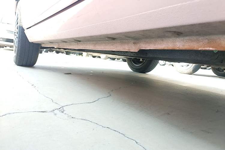 Used Geely Galaxy Panda 2024 Panda Mini 200km Endurance Bear Left Side Sill