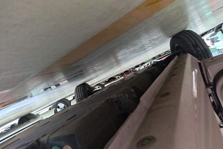Used Geely Galaxy Panda 2024 Panda Mini 200km Endurance Bear Left Side Sill