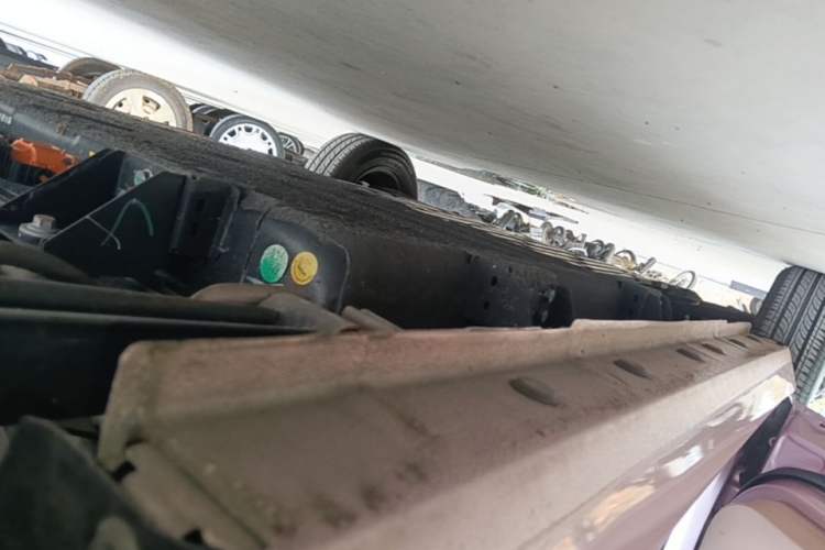 Used Geely Galaxy Panda 2024 Panda Mini 200km Endurance Bear Left Side Sill
