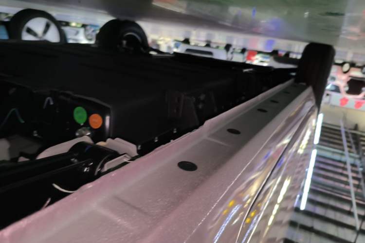 Used Geely Galaxy Panda 2024 Panda Mini 200km Endurance Bear Left Side Sill