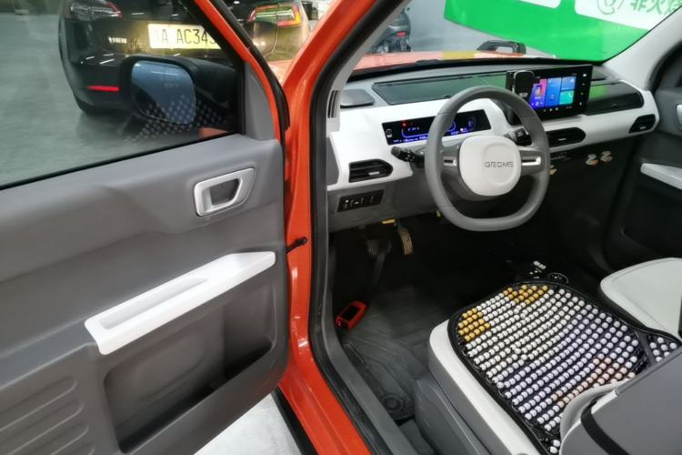 Used Geely Galaxy Panda 2024 200km Panda Rider Driver Seat