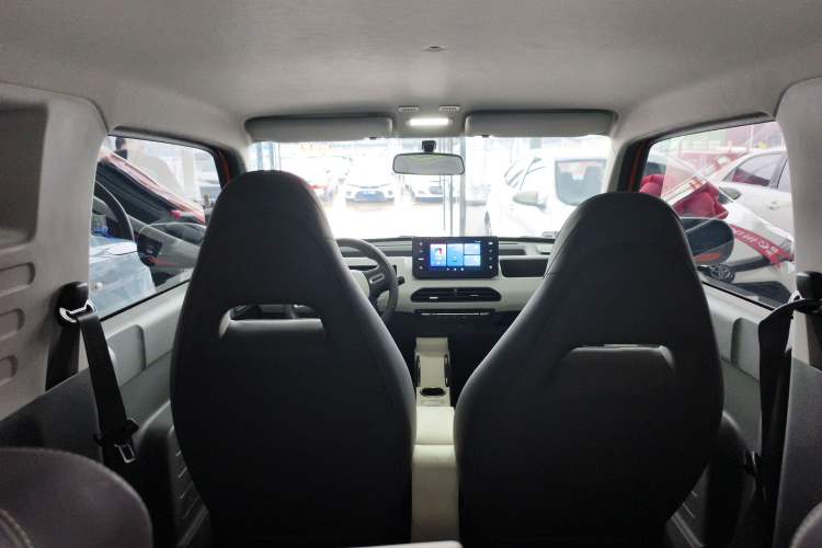 Used Geely Galaxy Panda 2024 200km Panda Rider Interior 3