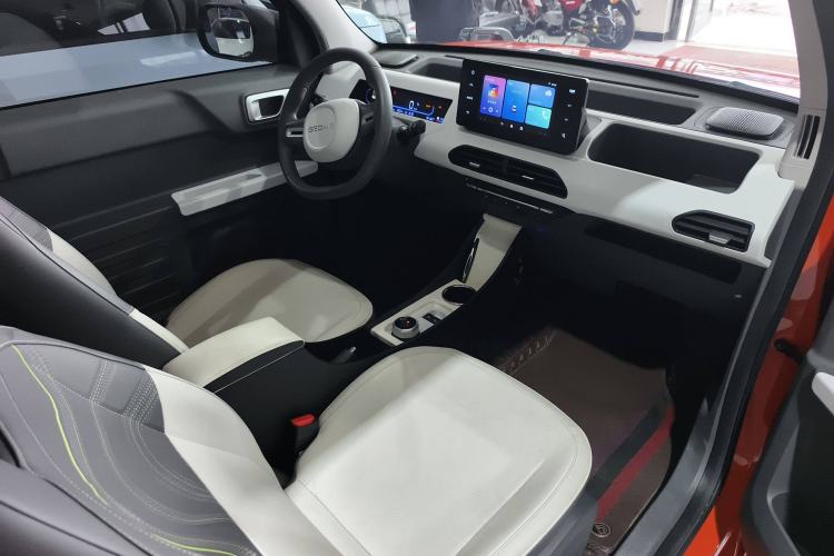 Used Geely Galaxy Panda 2024 200km Panda Rider Interior 5