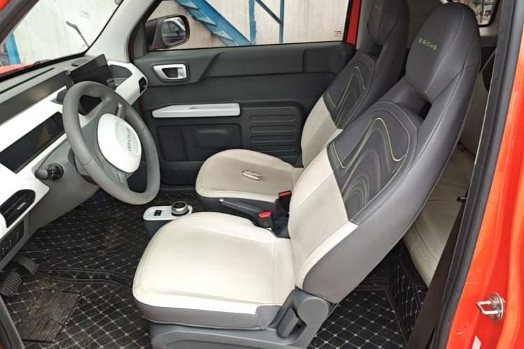 Used Geely Galaxy Panda 2024 200km Panda Rider Left Front Seat