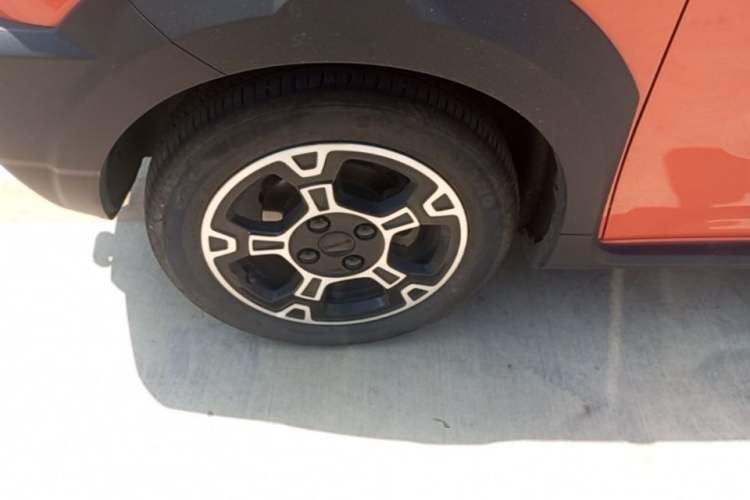 Used Geely Galaxy Panda 2024 200km Panda Rider Left Front Wheel Hub