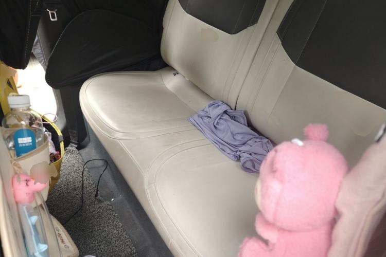 Used Geely Galaxy Panda 2024 200km Panda Rider Left Rear Seat