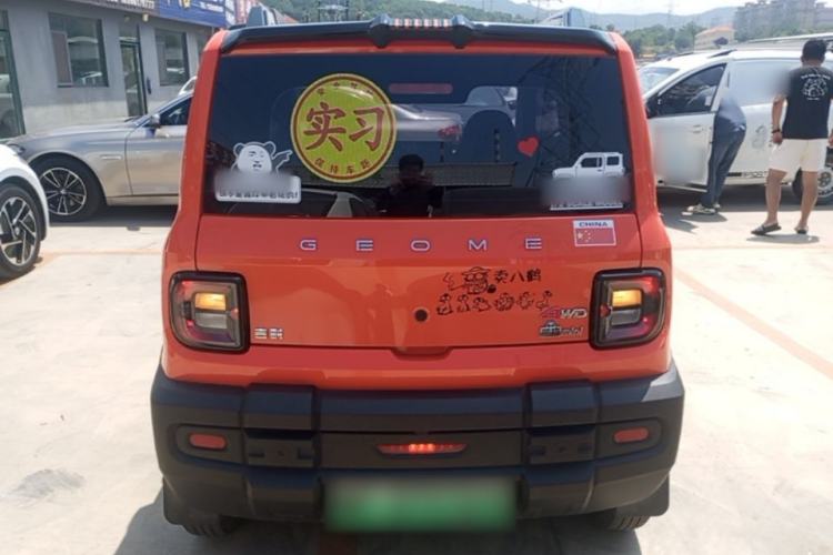 Used Geely Galaxy Panda 2024 200km Panda Rider Rear