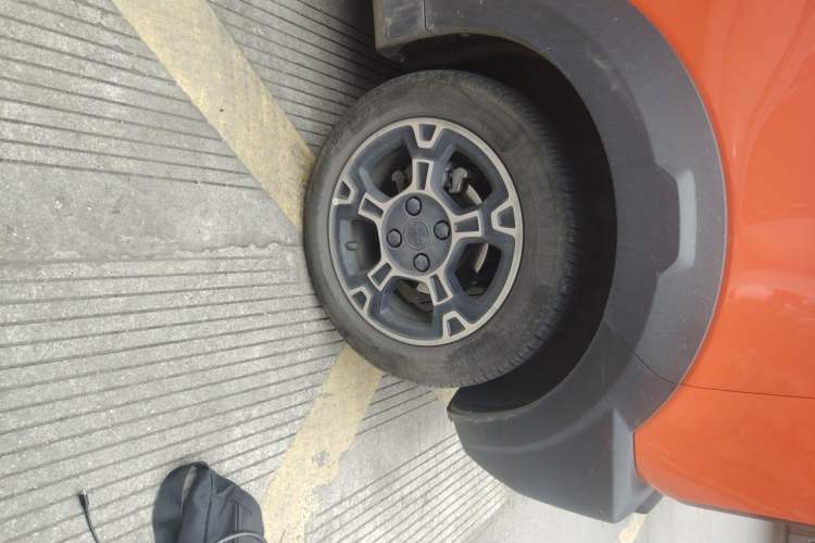 Used Geely Galaxy Panda 2024 200km Panda Rider Right Front Wheel Hub