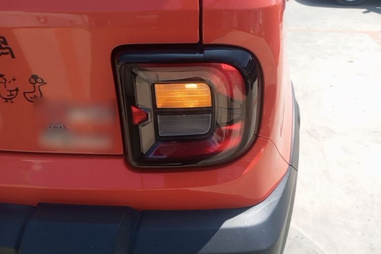 Used Geely Galaxy Panda 2024 200km Panda Rider Right Rear Taillight