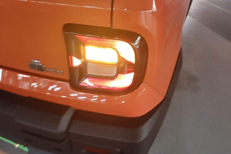 Used Geely Galaxy Panda 2024 200km Panda Rider Right Rear Taillight