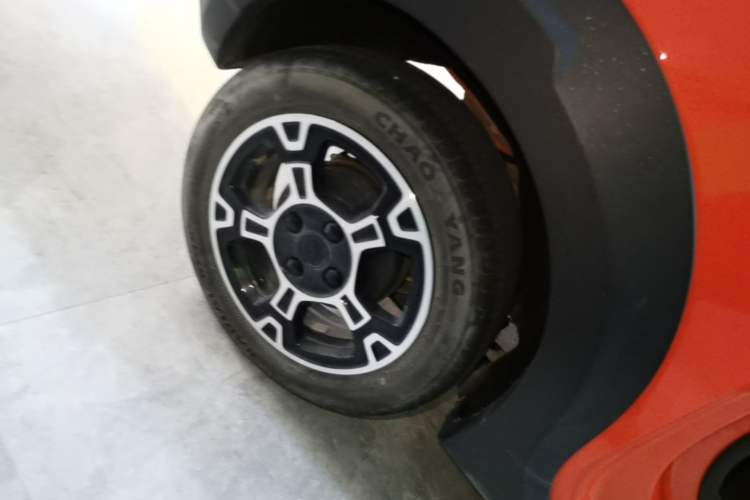 Used Geely Galaxy Panda 2024 200km Panda Rider Right Rear Wheel Hub