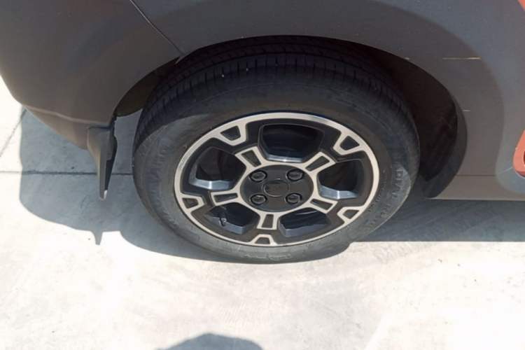 Used Geely Galaxy Panda 2024 200km Panda Rider Right Rear Wheel Hub