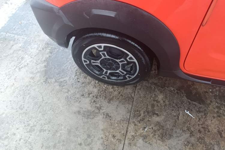 Used Geely Galaxy Panda 2024 200km Panda Rider Right Rear Wheel Hub