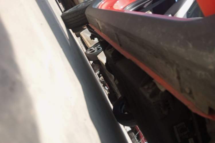 Used Geely Galaxy Panda 2024 200km Panda Rider Right Side Sill