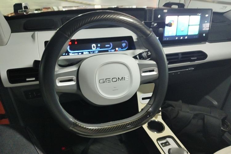 Used Geely Galaxy Panda 2024 200km Panda Rider Steering Wheel