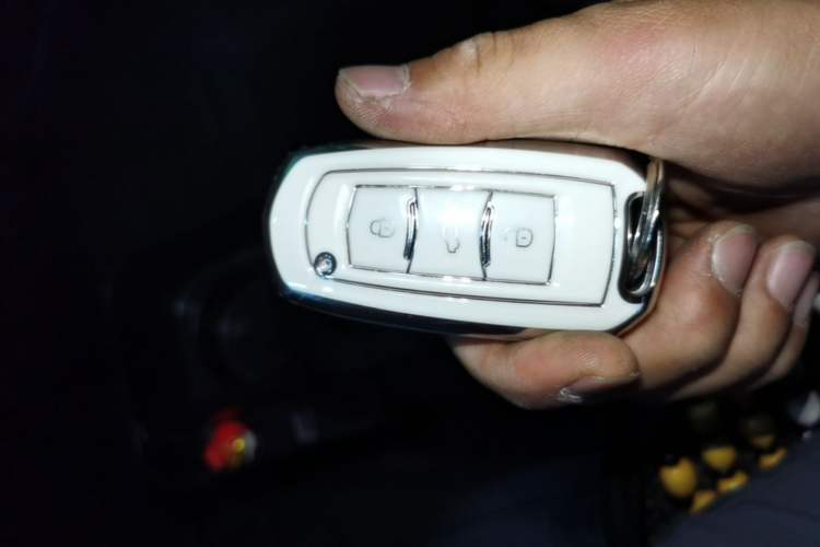 Used Geely Galaxy Panda 2024 200km Panda Rider Vehicle Key