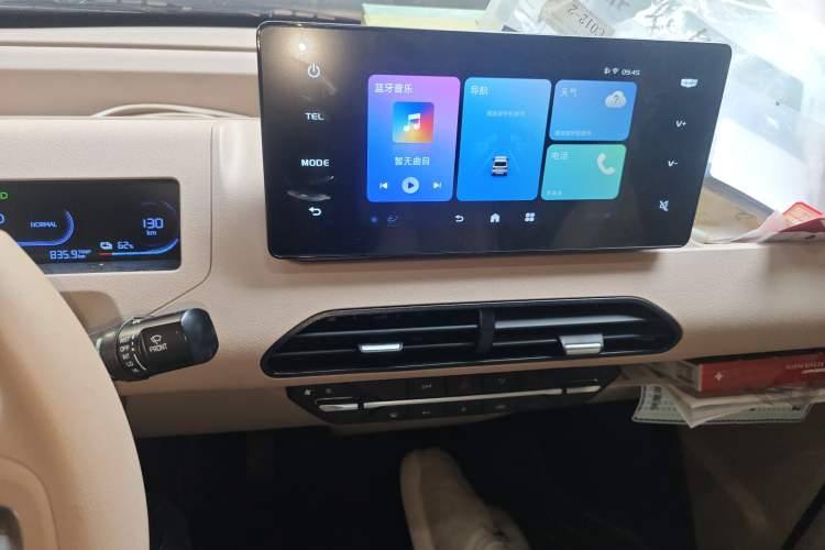 Used Geely Galaxy Panda 2024 Panda Mini 200km Longteng PRO Edition Audio And AC Panel