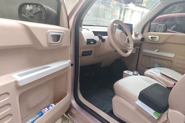 Used Geely Galaxy Panda 2024 Panda Mini 200km Longteng PRO Edition Driver Seat