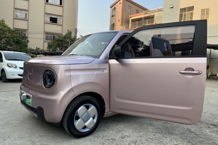 Used Geely Galaxy Panda 2024 Panda Mini 200km Endurance Bear Exterior 2