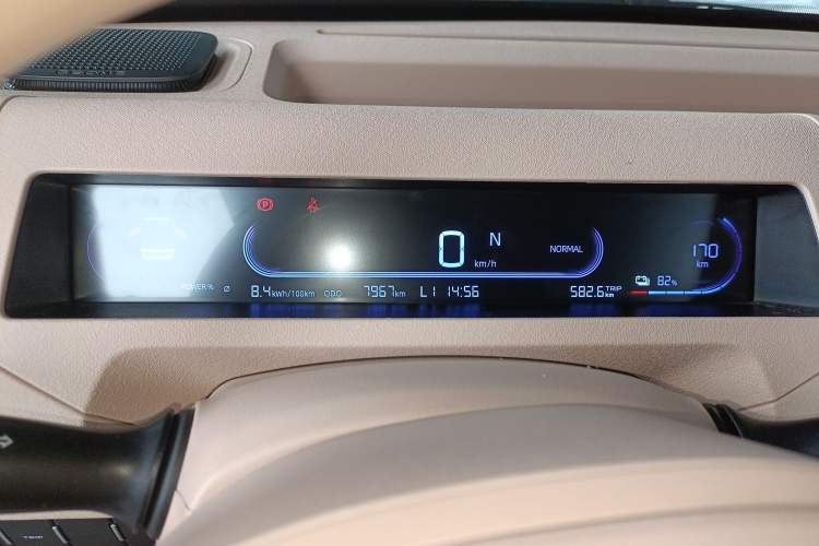 Used Geely Galaxy Panda 2024 Panda Mini 200km Endurance Bear Instrument Cluster