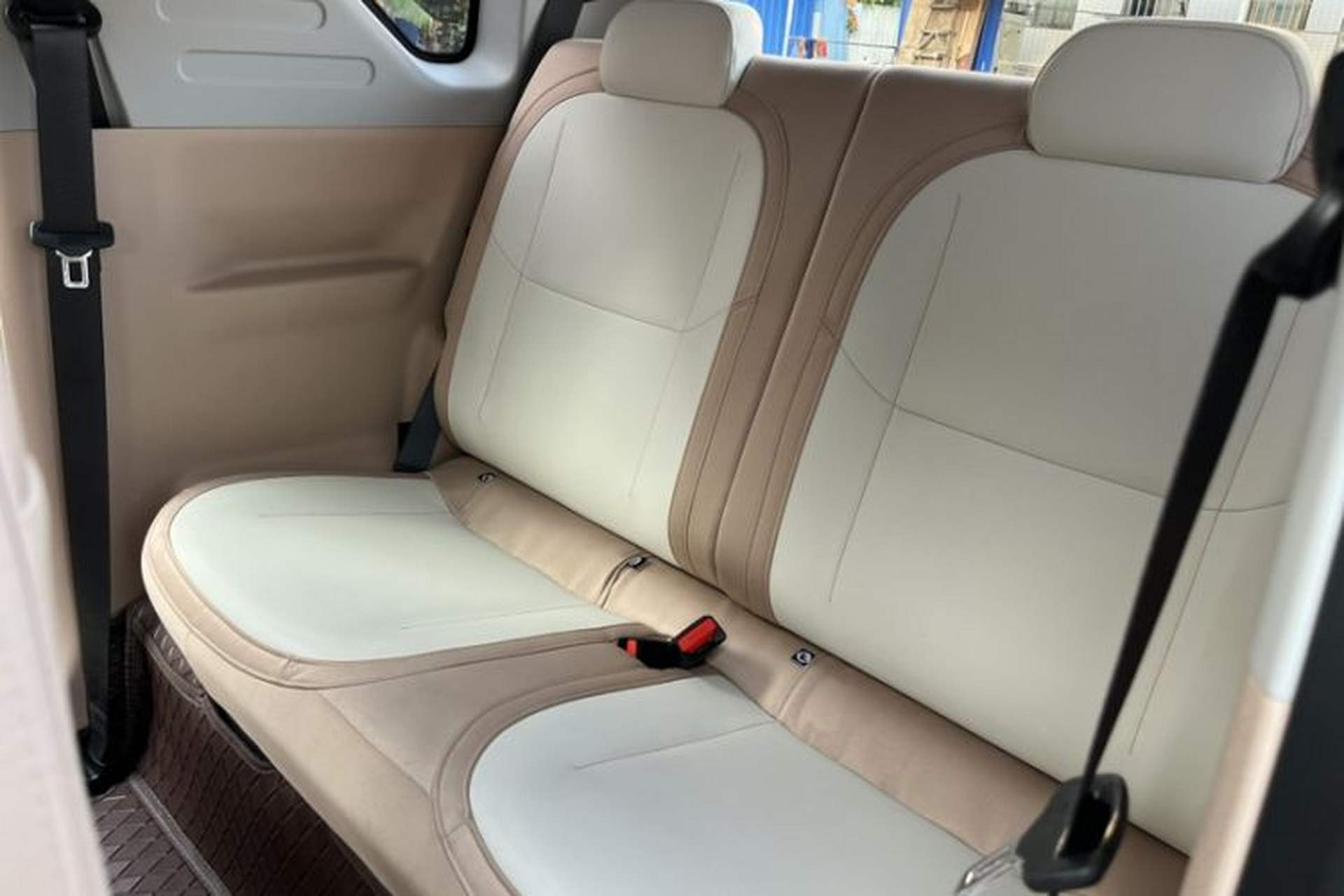 Used Geely Galaxy Panda 2024 Panda Mini 200km Endurance Bear Interior 2